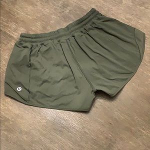 Lululemon Shorts Size 6